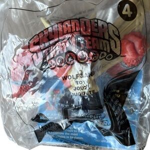 McDonalds Happy Meal Skylanders Trap Team Wolfgang NEW 2015